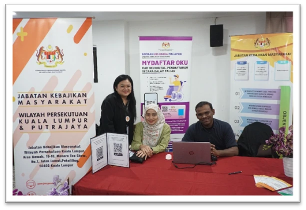 Halaman 15 · Visual 05